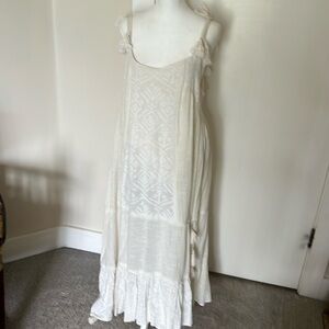 Pretty long off white sundress with tassels size L